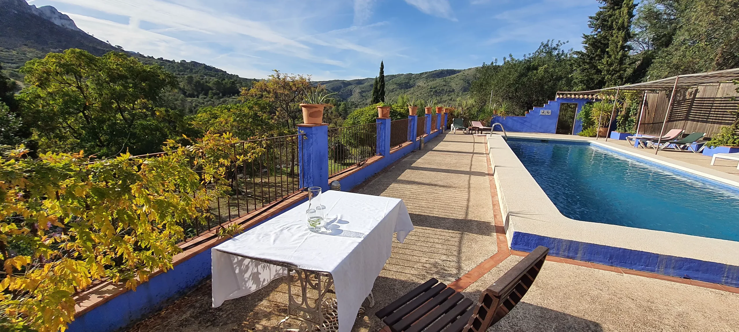 Piscina bonita vista